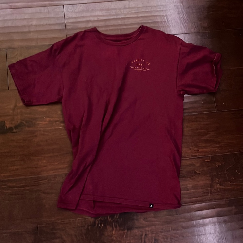 Hurley t shirt